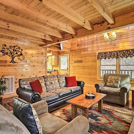 Cabin With Hot Tub About 2 Mi To Island In Pigeon Forge! Ngoại thất bức ảnh