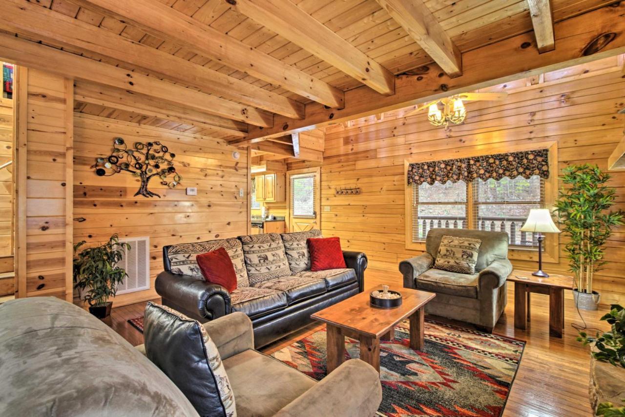 Cabin With Hot Tub About 2 Mi To Island In Pigeon Forge! Ngoại thất bức ảnh