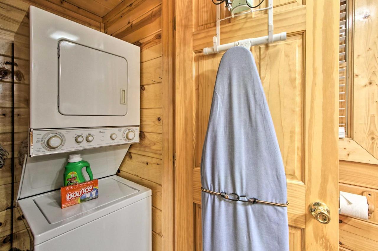 Cabin With Hot Tub About 2 Mi To Island In Pigeon Forge! Ngoại thất bức ảnh