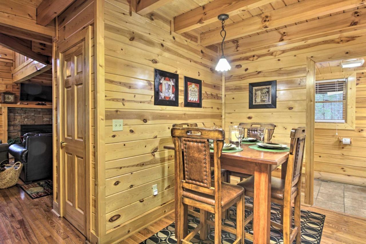 Cabin With Hot Tub About 2 Mi To Island In Pigeon Forge! Ngoại thất bức ảnh