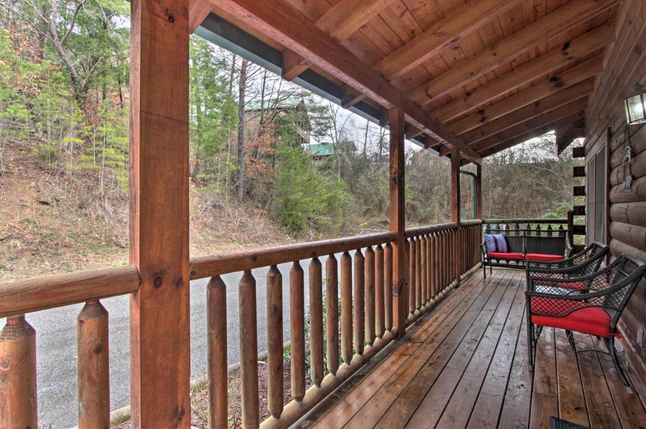Cabin With Hot Tub About 2 Mi To Island In Pigeon Forge! Ngoại thất bức ảnh